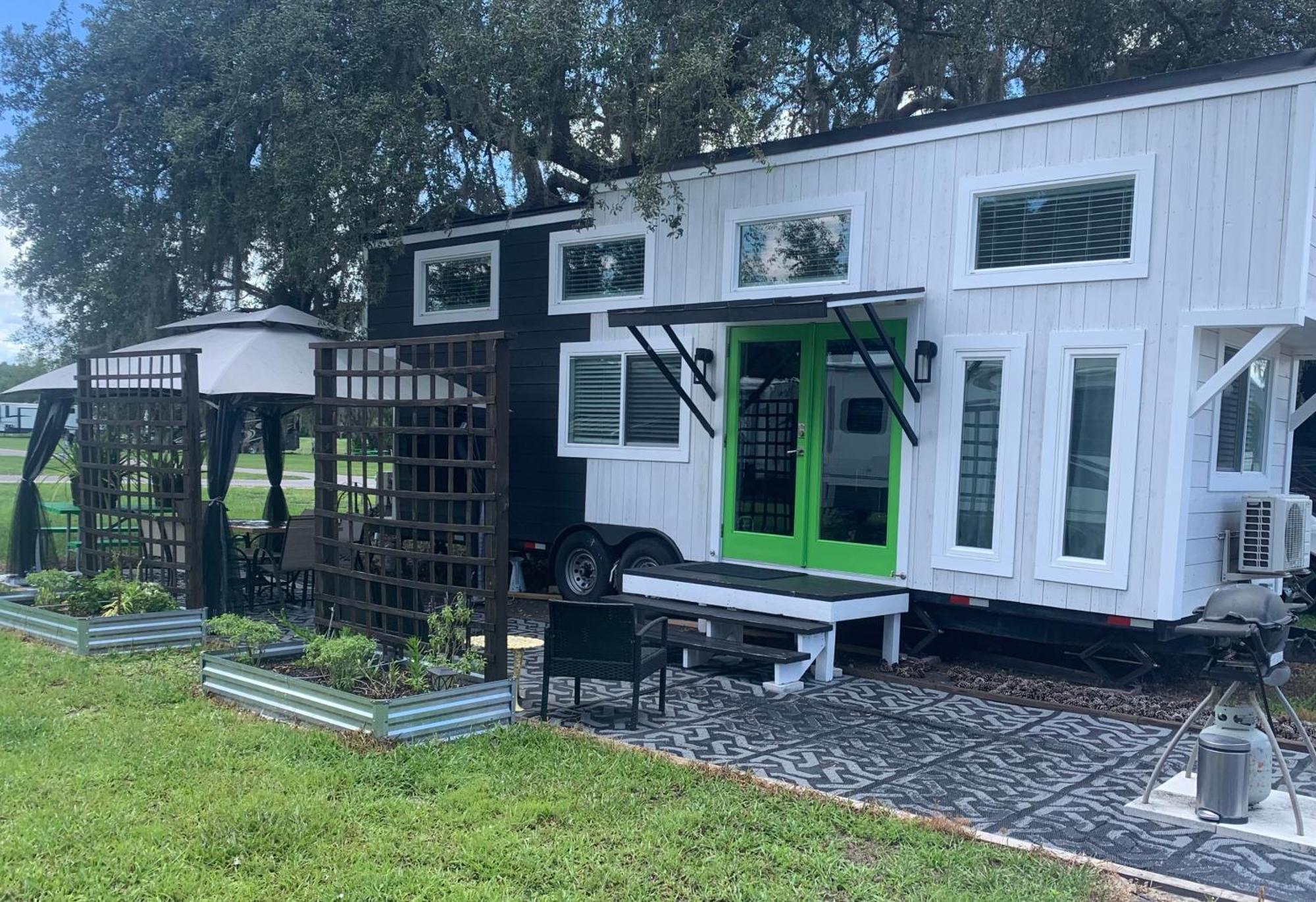 Pet Friendly, Modern Tiny House In Vibrant Clermont Villa Dış mekan fotoğraf